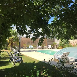 Hébergement de vacances Domaine Des Pins 