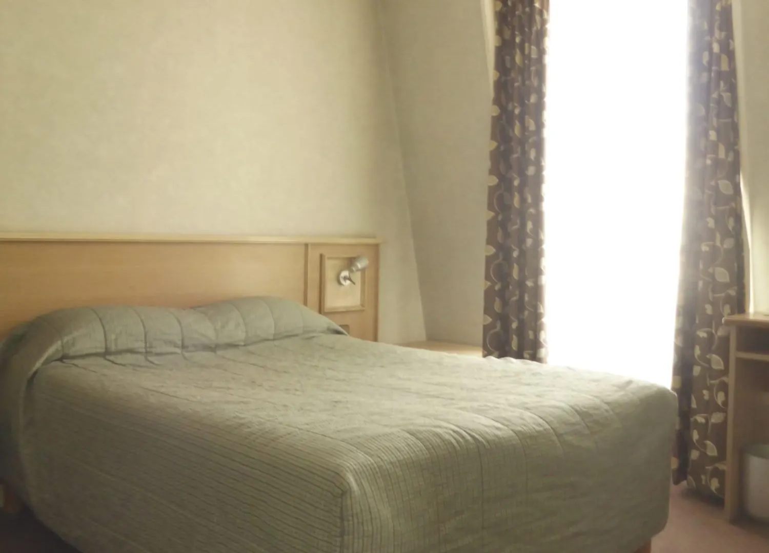 Hotel De Paris Saint Georges France