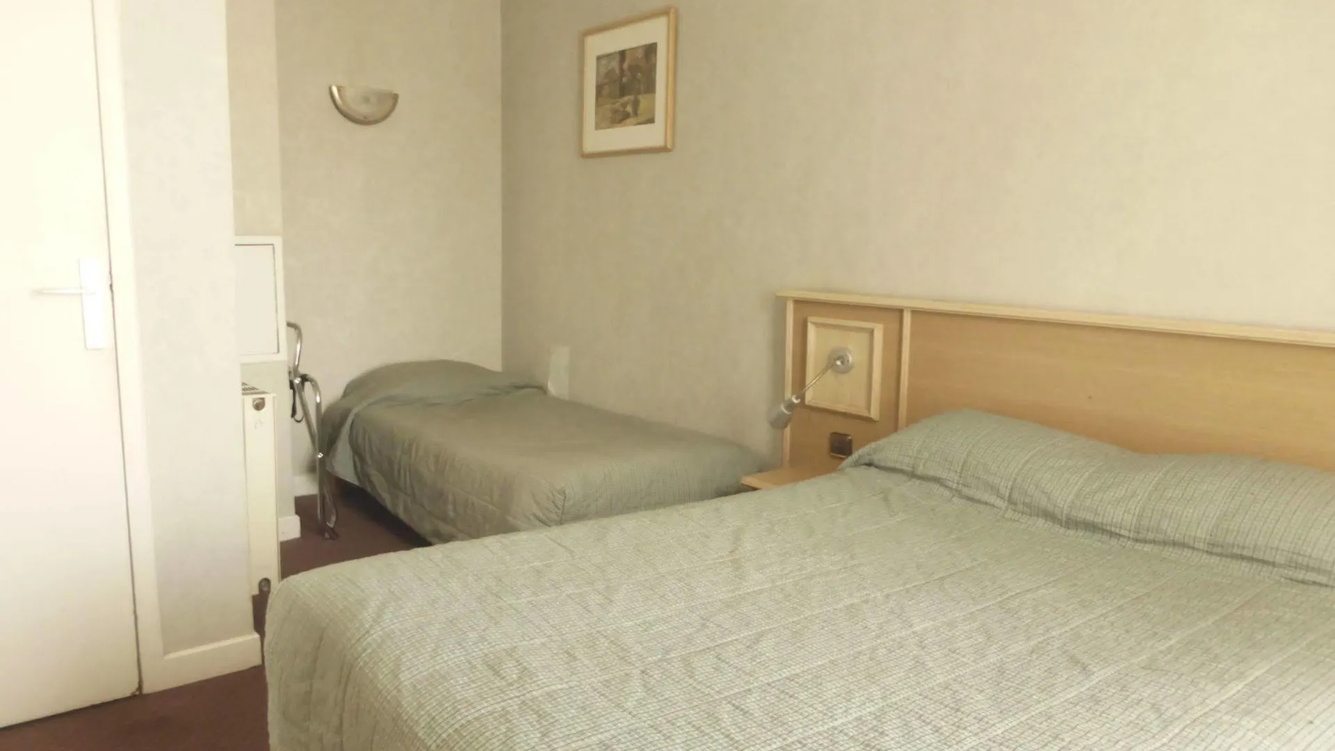 Hotel De Paris Saint Georges